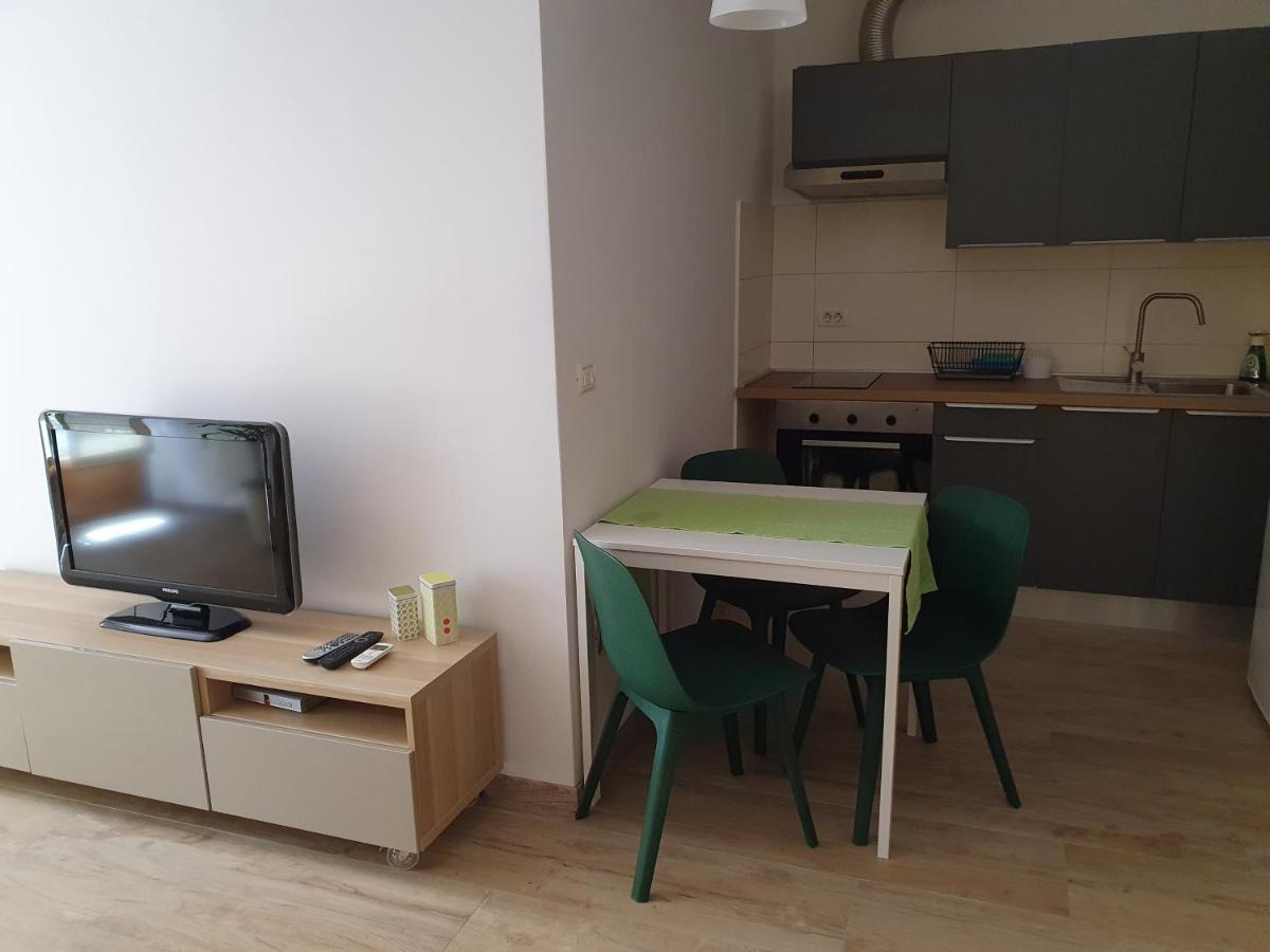 Apartment Sincic Новиград Экстерьер фото